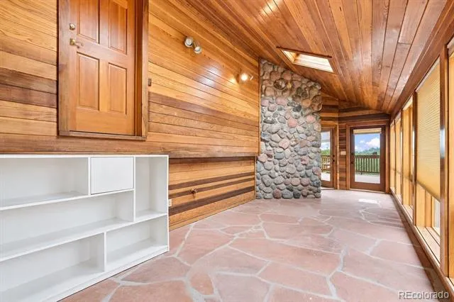 9573 Fox Valley Drive Morrison, CO 80465