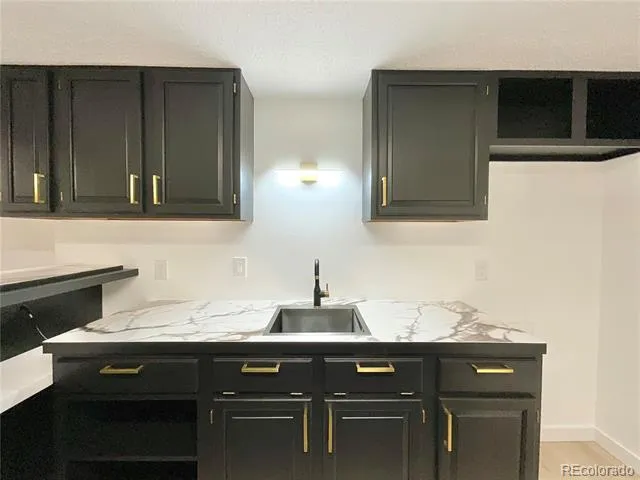 1455 S Hoyt Street Lakewood, CO 80232