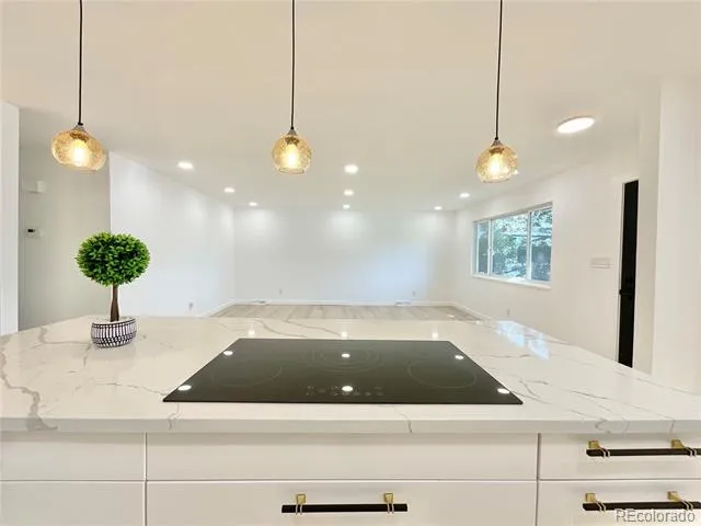 1455 S Hoyt Street Lakewood, CO 80232