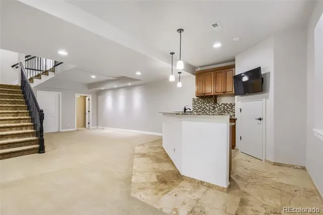 9889 Sunset Hill Circle Lone Tree, CO 80124