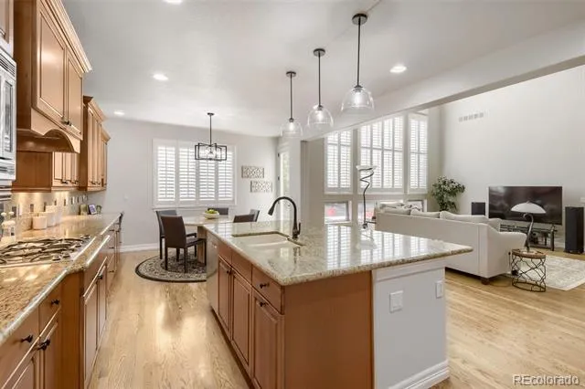 9889 Sunset Hill Circle Lone Tree, CO 80124