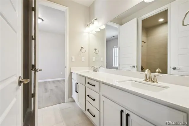 248 Hampshire Lane Castle Pines, CO 80108