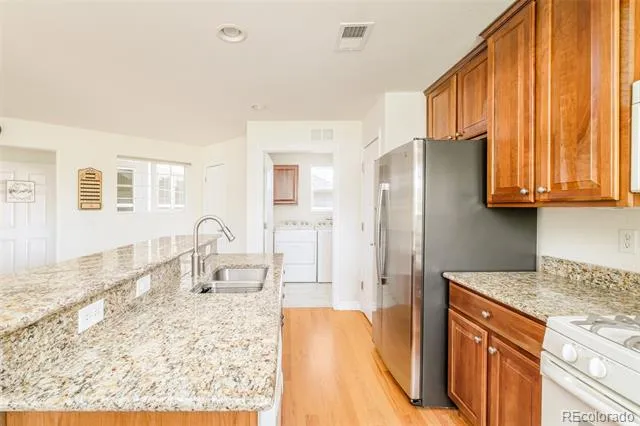 7645 S Addison Way Aurora, CO 80016