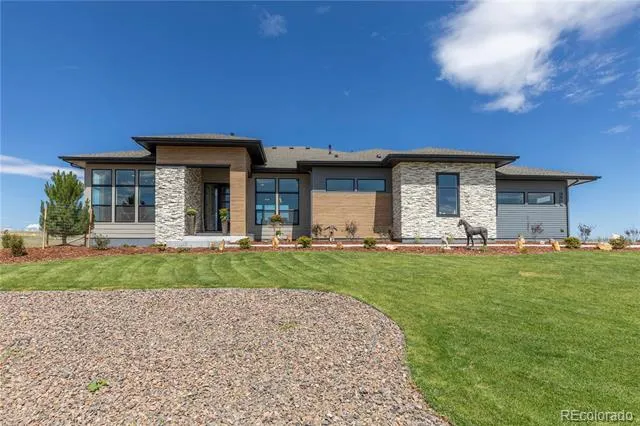 8611 Carneros Court Parker, CO 80138
