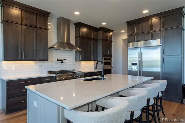 8611 Carneros Court Parker, CO 80138