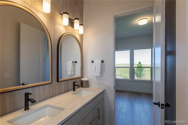 8611 Carneros Court Parker, CO 80138