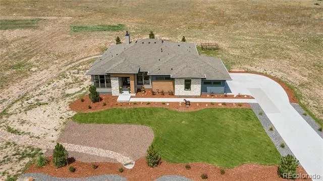 8611 Carneros Court Parker, CO 80138