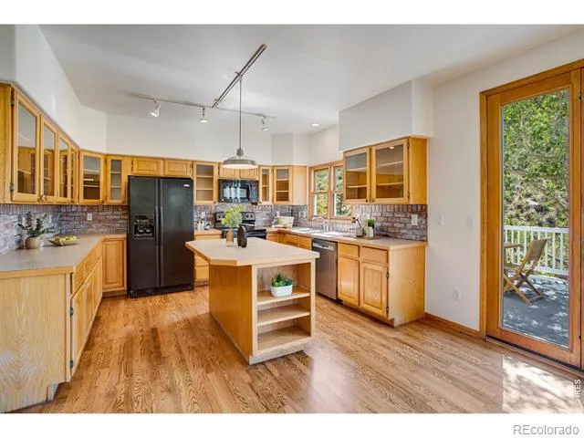 9 Eagle Nest Lane Lyons, CO 80540