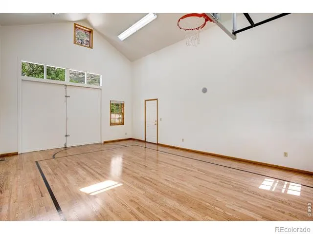 9 Eagle Nest Lane Lyons, CO 80540