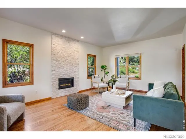 9 Eagle Nest Lane Lyons, CO 80540