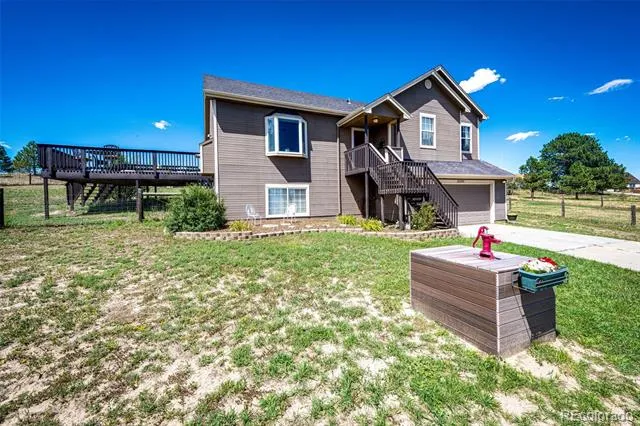 2501 Remington Road Elizabeth, CO 80107