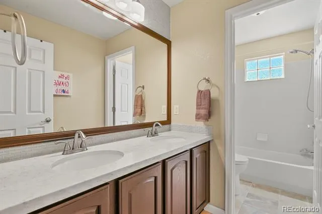 18093 E Alamo Drive Centennial, CO 80015