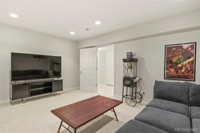 18093 E Alamo Drive Centennial, CO 80015