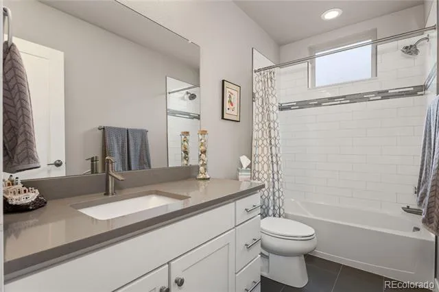 5049 Vrain Street Denver, CO 80212