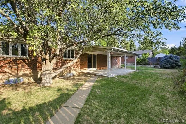 6745 S Adams Way Centennial, CO 80122