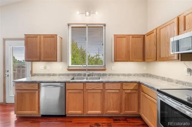 79 Red Oak Court Erie, CO 80516