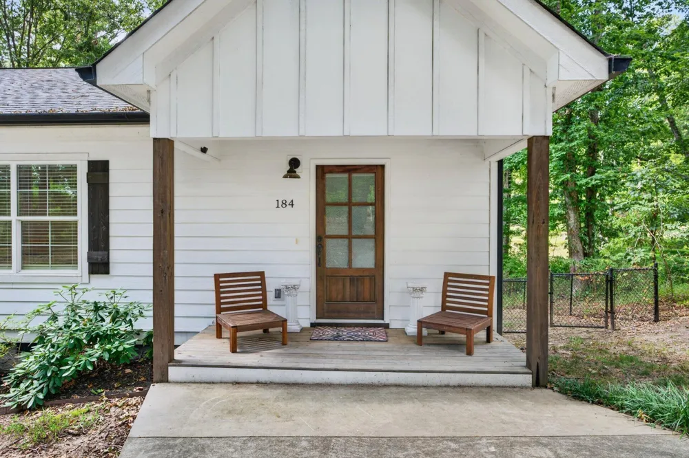 184 Middle Road Lookout Mountain, GA 30750