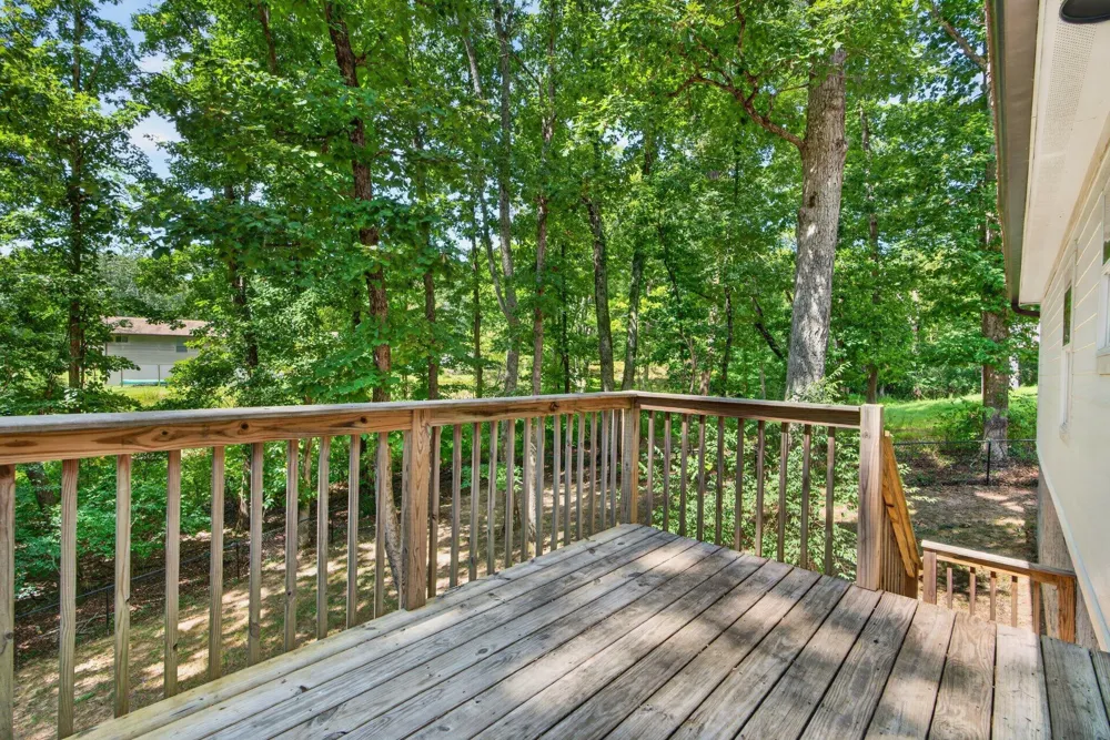 184 Middle Road Lookout Mountain, GA 30750