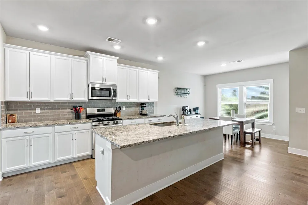 9876 Haven Port Lane Ooltewah, TN 37363