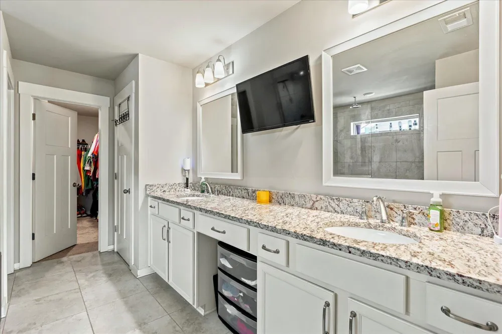 9876 Haven Port Lane Ooltewah, TN 37363