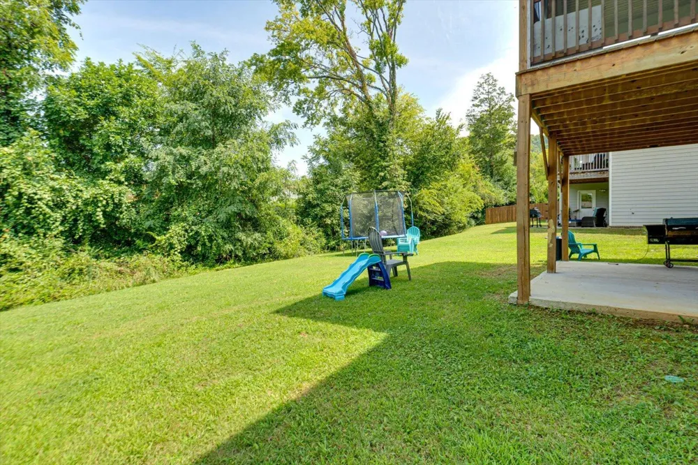 9876 Haven Port Lane Ooltewah, TN 37363