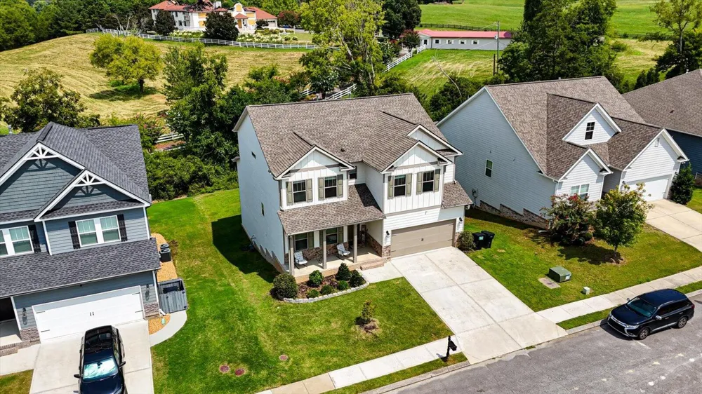 9876 Haven Port Lane Ooltewah, TN 37363