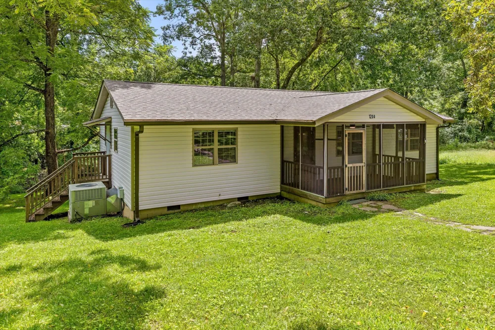 1204 Timesville Road Signal Mountain, TN 37377