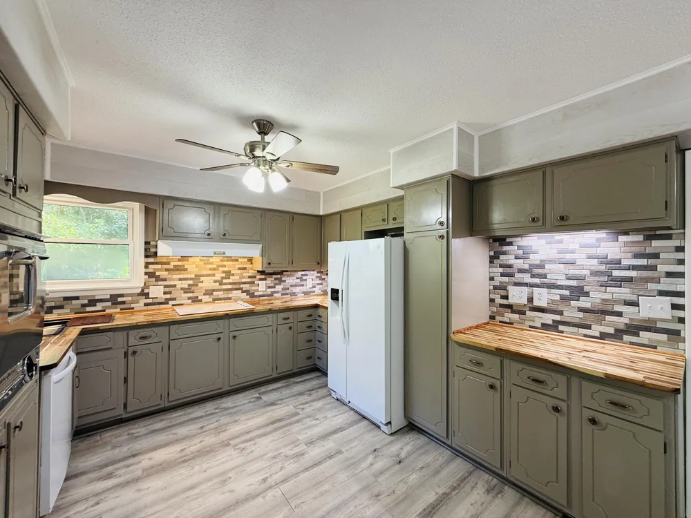 1329 Cloverdale Drive Hixson, TN 37343
