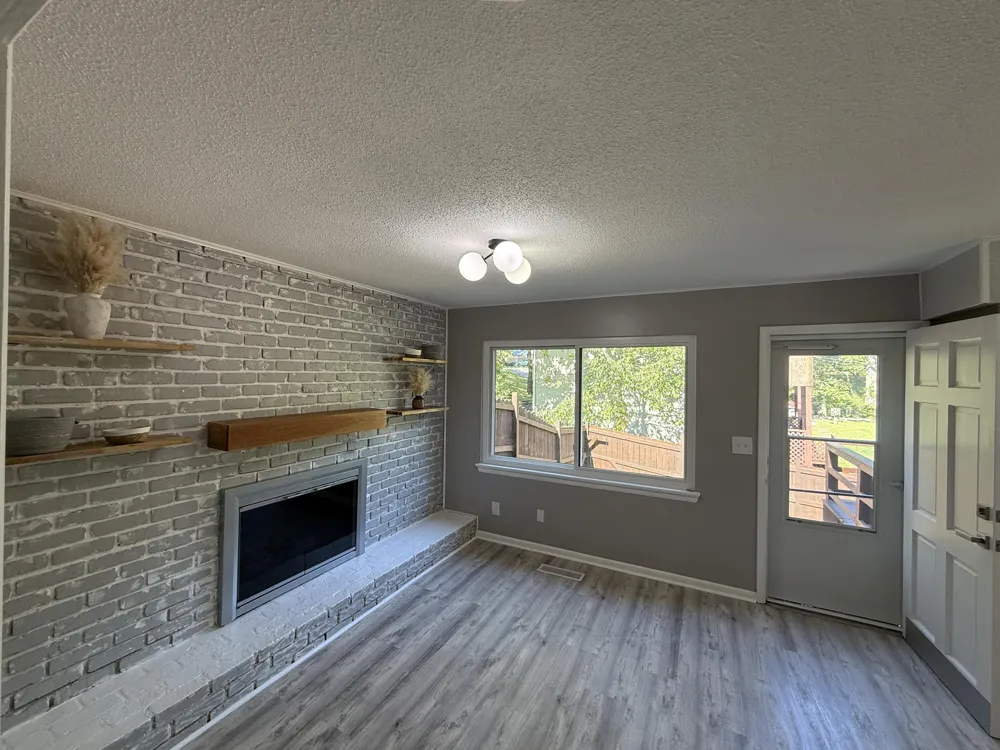 1329 Cloverdale Drive Hixson, TN 37343