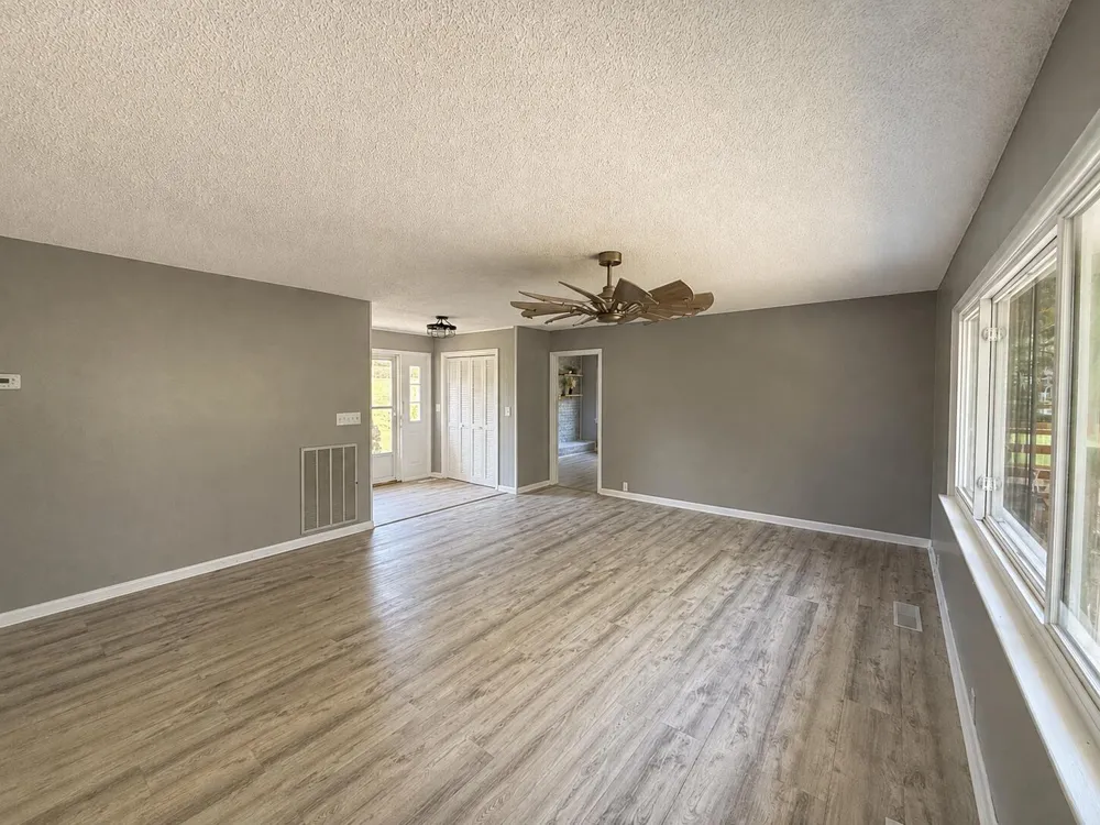 1329 Cloverdale Drive Hixson, TN 37343