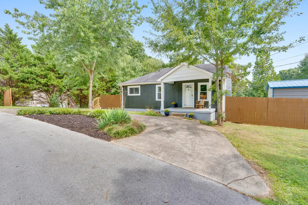 11222 Mcgill Road Soddy Daisy, TN 37379