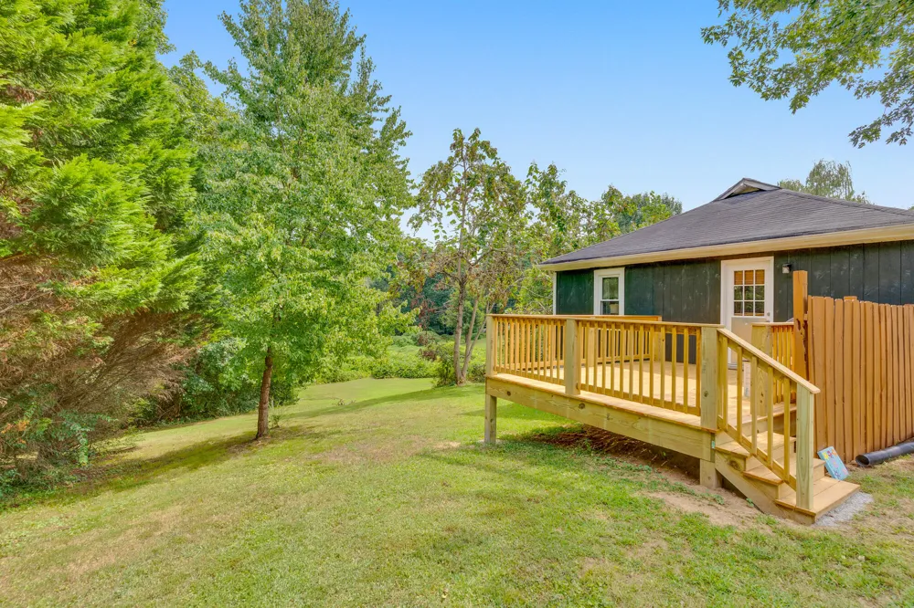 11222 Mcgill Road Soddy Daisy, TN 37379