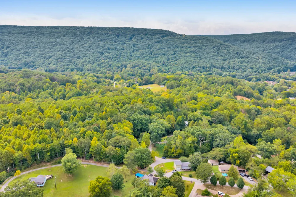 11222 Mcgill Road Soddy Daisy, TN 37379