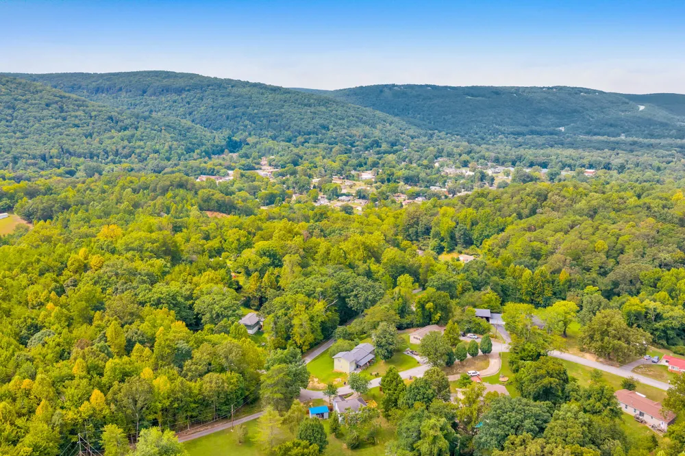 11222 Mcgill Road Soddy Daisy, TN 37379