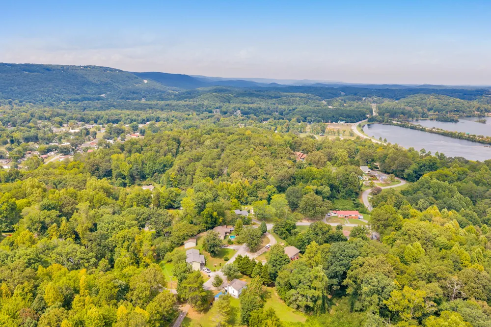 11222 Mcgill Road Soddy Daisy, TN 37379
