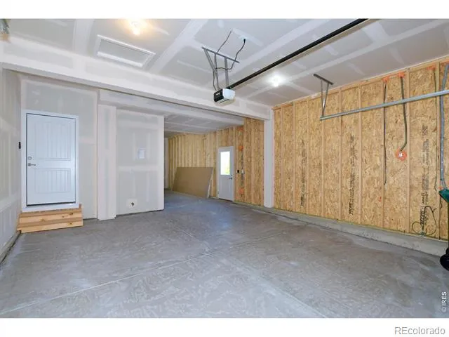 1039 Crown Sparrow Street Johnstown, CO 80534