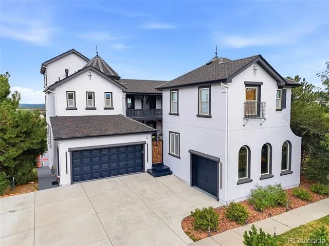 2526 Eastview Drive Castle Rock, CO 80104