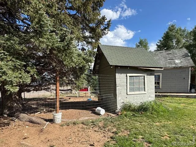 432 LaFever Street Walden, CO 80480