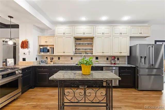 1011 Cheyenne Boulevard Colorado Springs, CO 80905