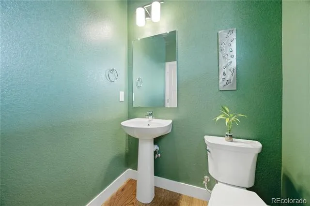 6033 Galena Street Denver, CO 80238