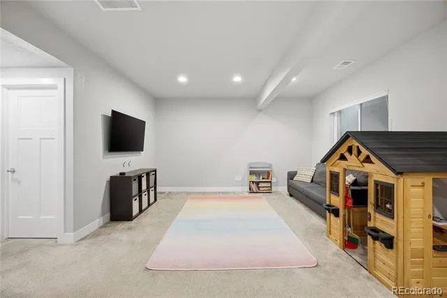 6033 Galena Street Denver, CO 80238