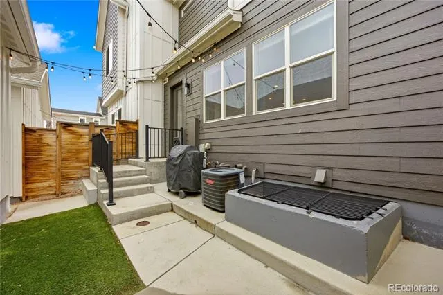 6033 Galena Street Denver, CO 80238