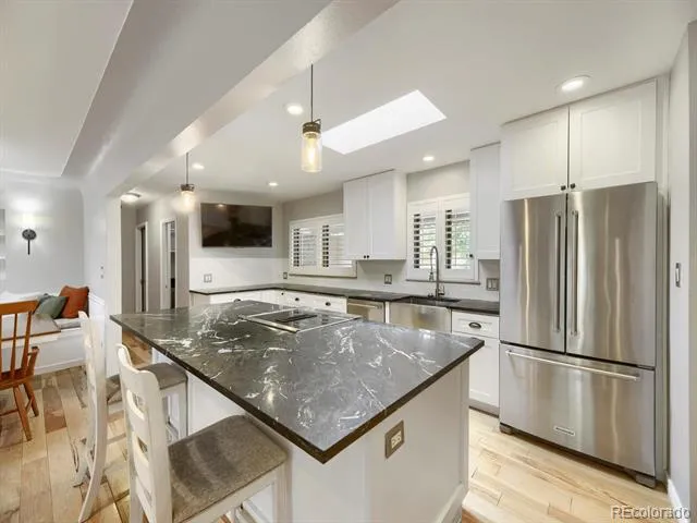 6305 S Valleyview Street Littleton, CO 80120