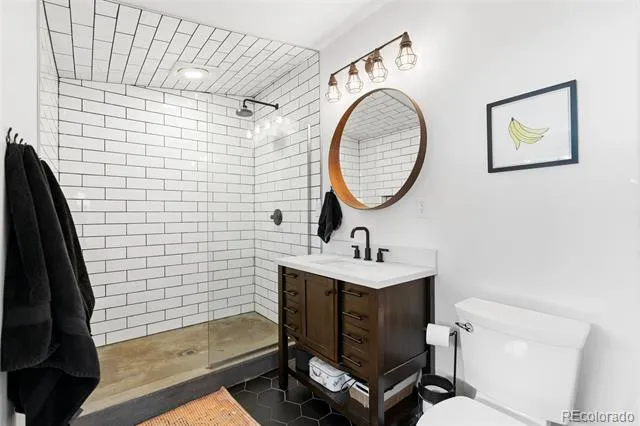 1361 S Glencoe Street Denver, CO 80222
