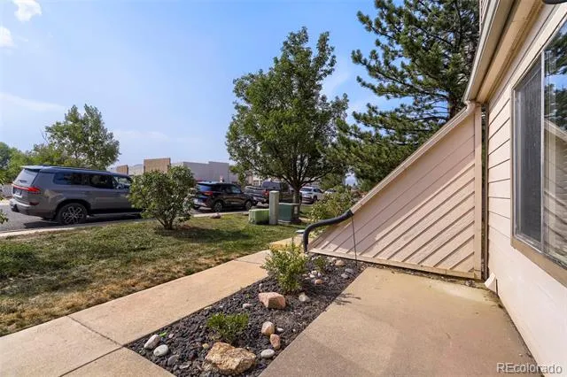 4266 S Eldridge Street #101 Morrison, CO 80465
