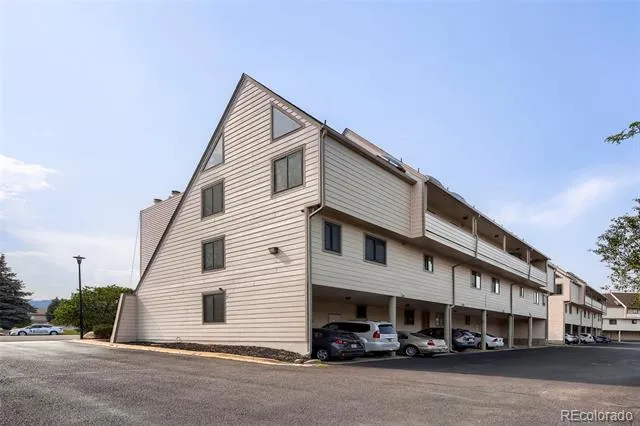 4266 S Eldridge Street #101 Morrison, CO 80465