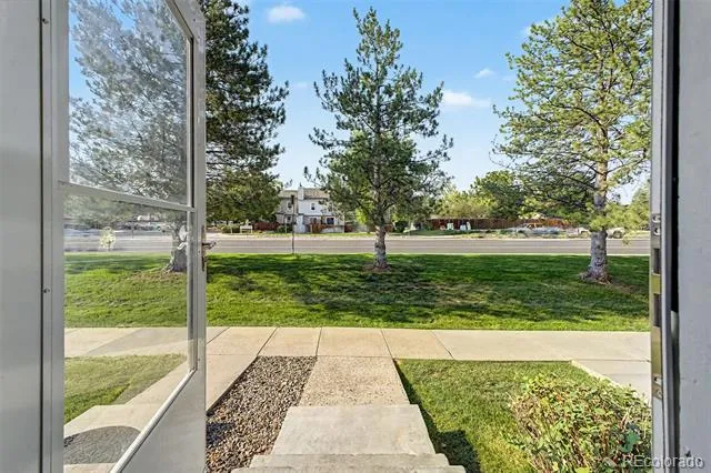 6708 S Holland Way Littleton, CO 80128