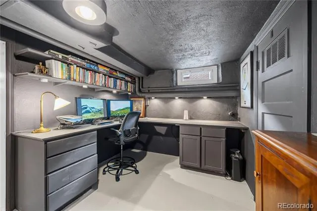 2375 Locust Street Denver, CO 80207