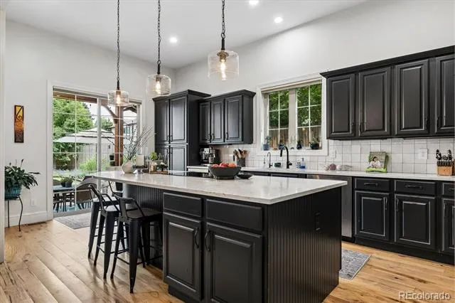 5518 S Foresthill Street Littleton, CO 80120