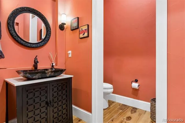 5518 S Foresthill Street Littleton, CO 80120